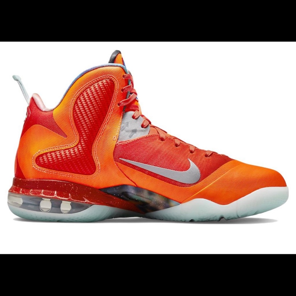 Nike LeBron IX Sneaker (Total Orange/Reflect Silver-Team Orange - Picture 2 of 5